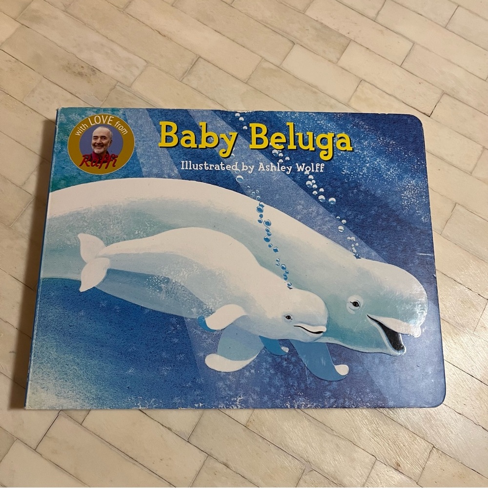 Kate Quinn Baby Beluga Light Green Organic Cotton Bib size Small + Raffi Book - Picture 6 of 9